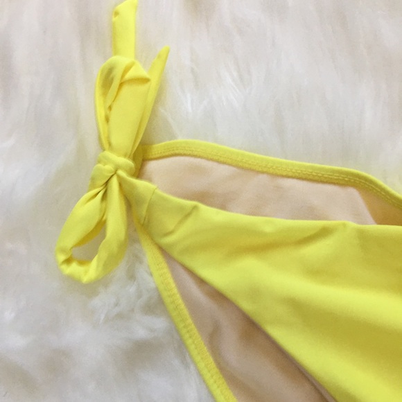 Cotton On yellow bikini bottom - Picture 2 of 5